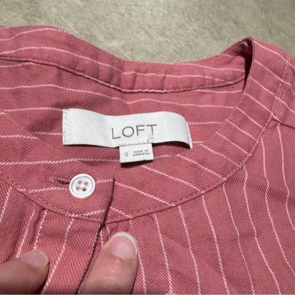 Loft Pin Tuck Pleated Pink Stripe Button Front‎ Top Size S Prairie Cottagecore - Picture 2 of 6